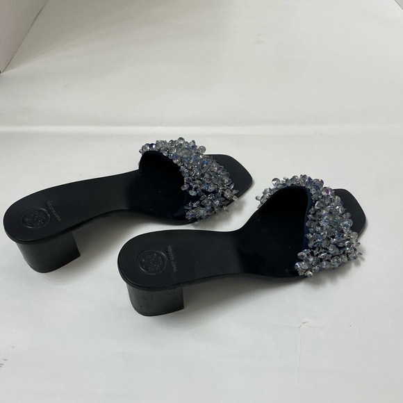 Tory Burch Logan Sandal - Picture 7 of 13